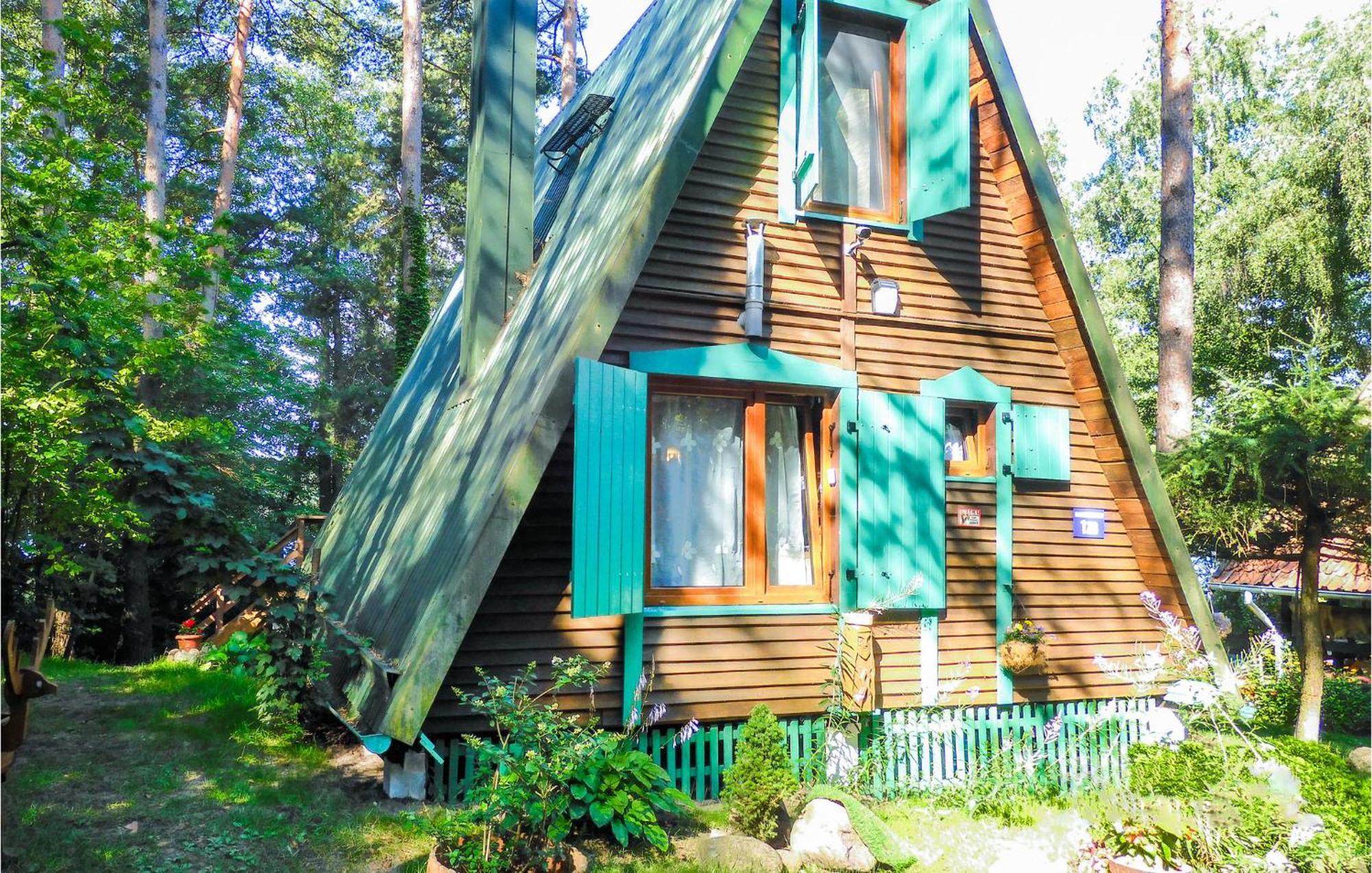 Lovely Home In Mragowo With Kitchenette コセボ エクステリア 写真